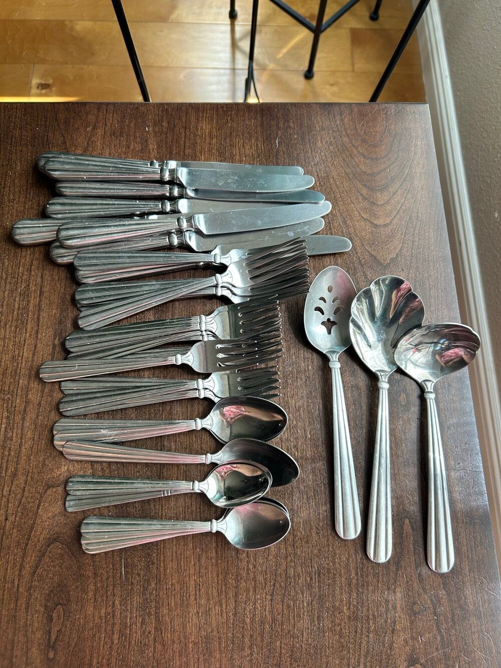 37 pieces Oneida Community Tennyson Stainless Flatware set spoon fork knife +